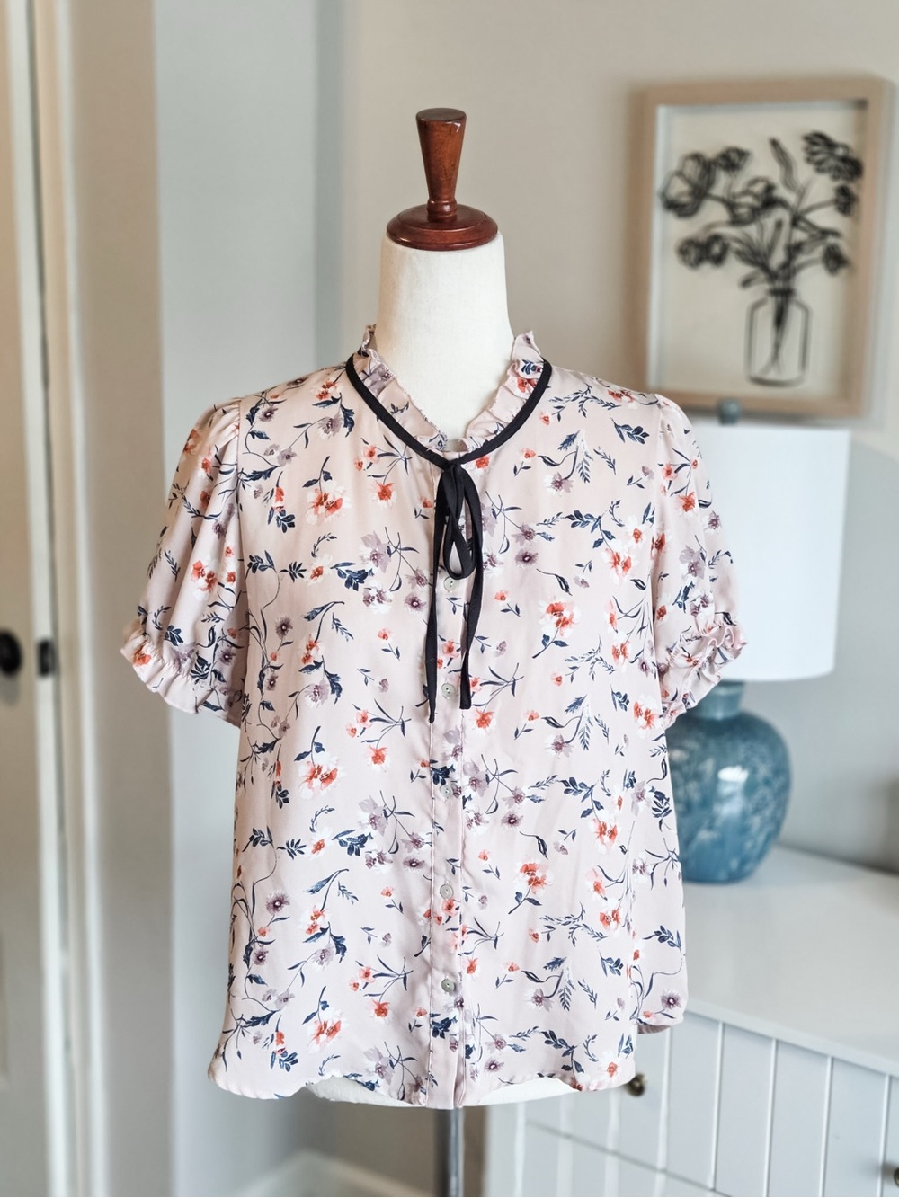 Women’s Floral Tie-Neck Blouse - Pink
